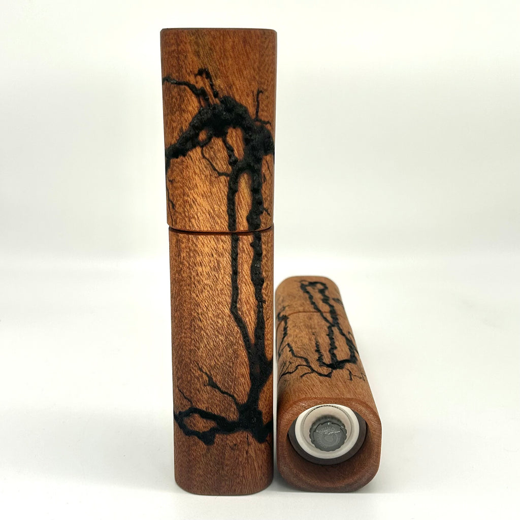 „Lichtenberg-Figuren“Gewürzmühlen Duo Mahagoni - daskuechenholz