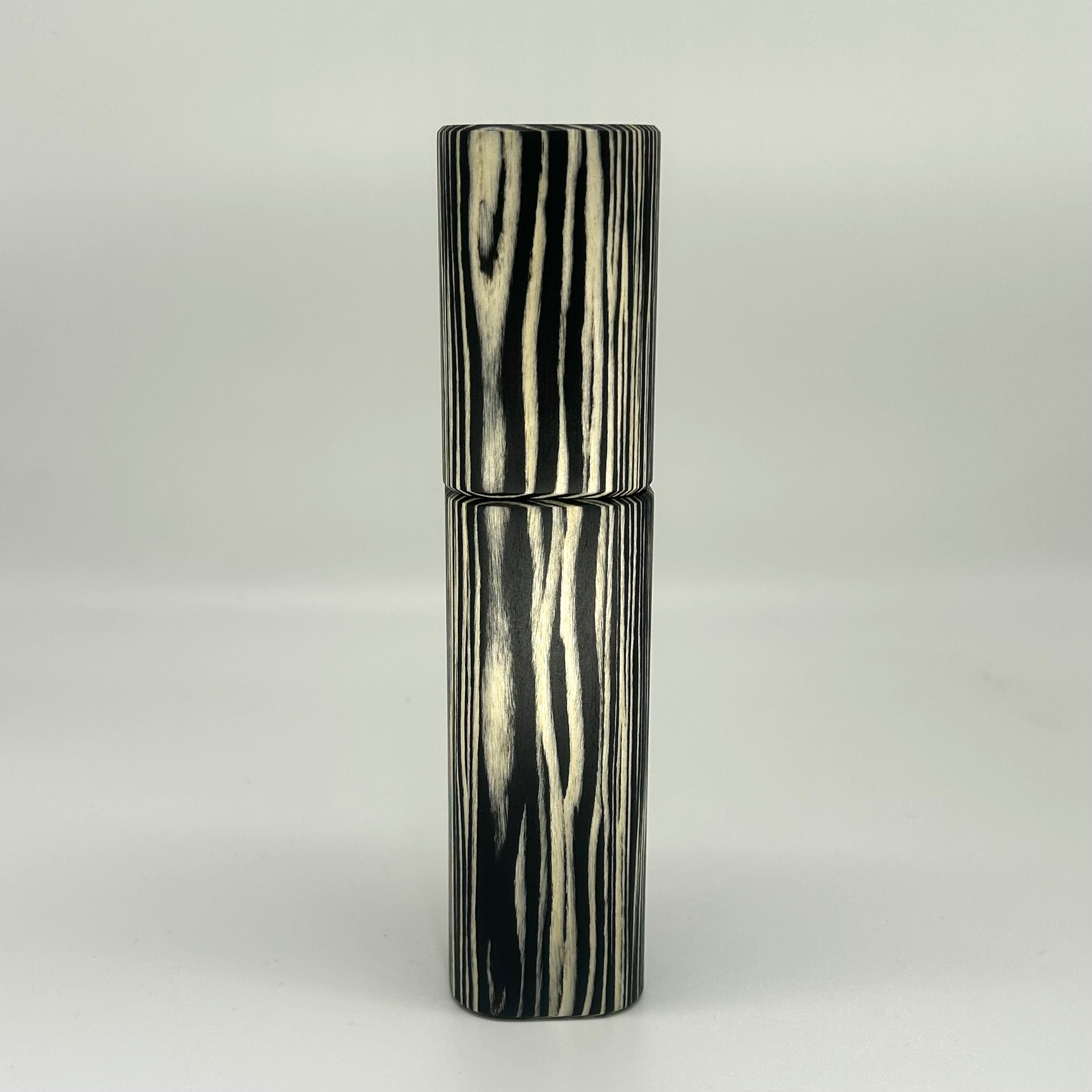 "Striped" Gewürzmühle Makassar - daskuechenholz