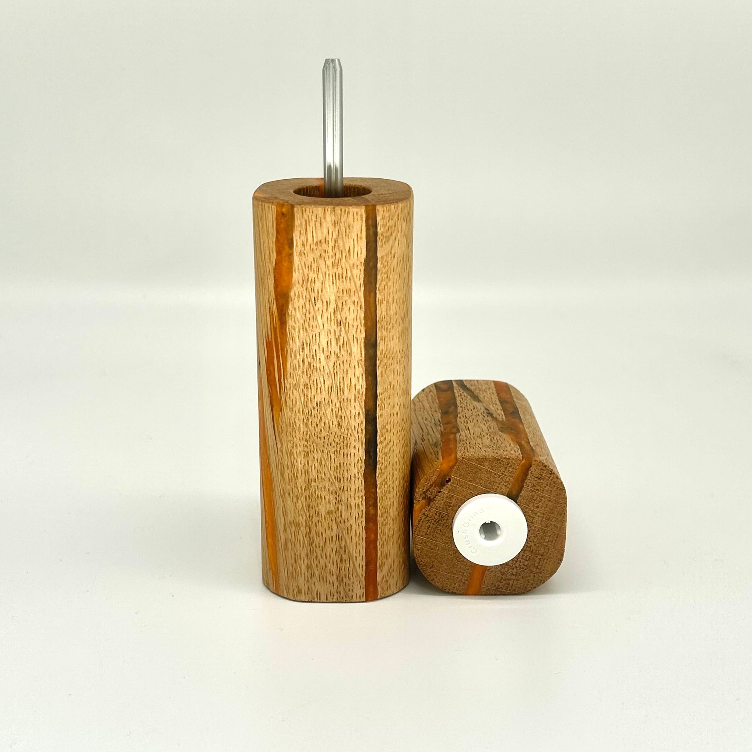 "Gold streak" Gewürzmühle  Eiche   (epoxidharz) - daskuechenholz