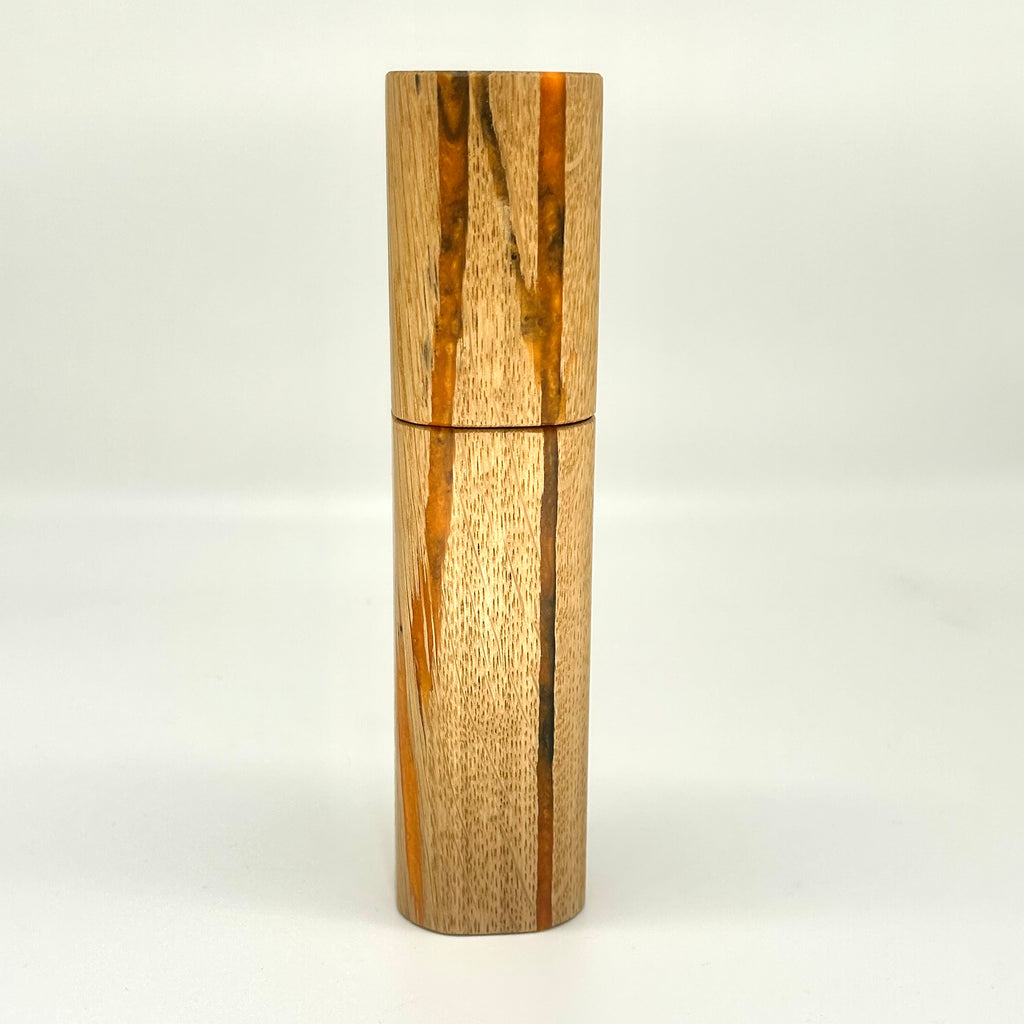 "Gold streak" Gewürzmühle  Eiche   (epoxidharz) - daskuechenholz