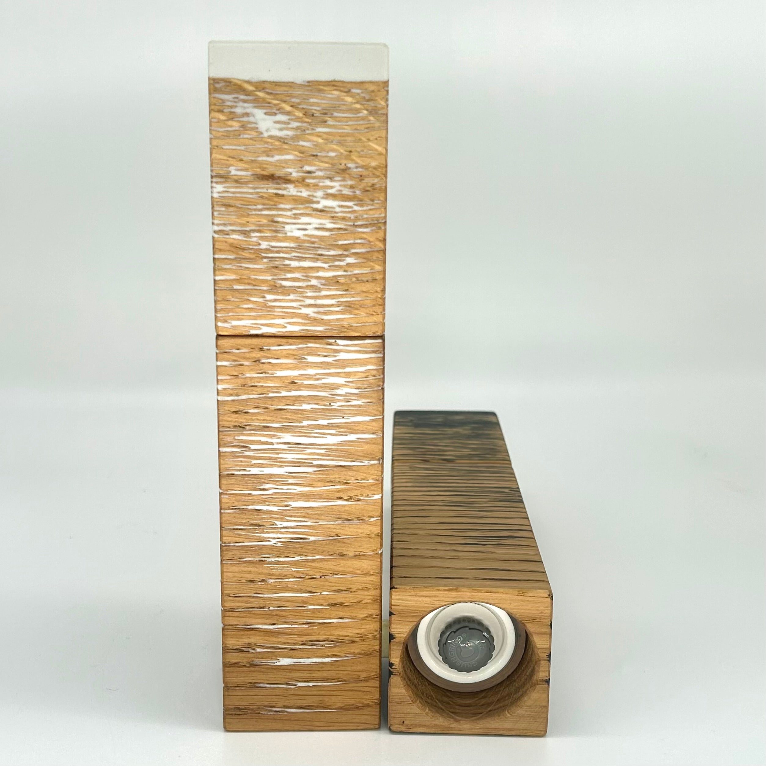 „White-Black“Gewürzmühlen Duo Eiche (Epoxidharz) - daskuechenholz