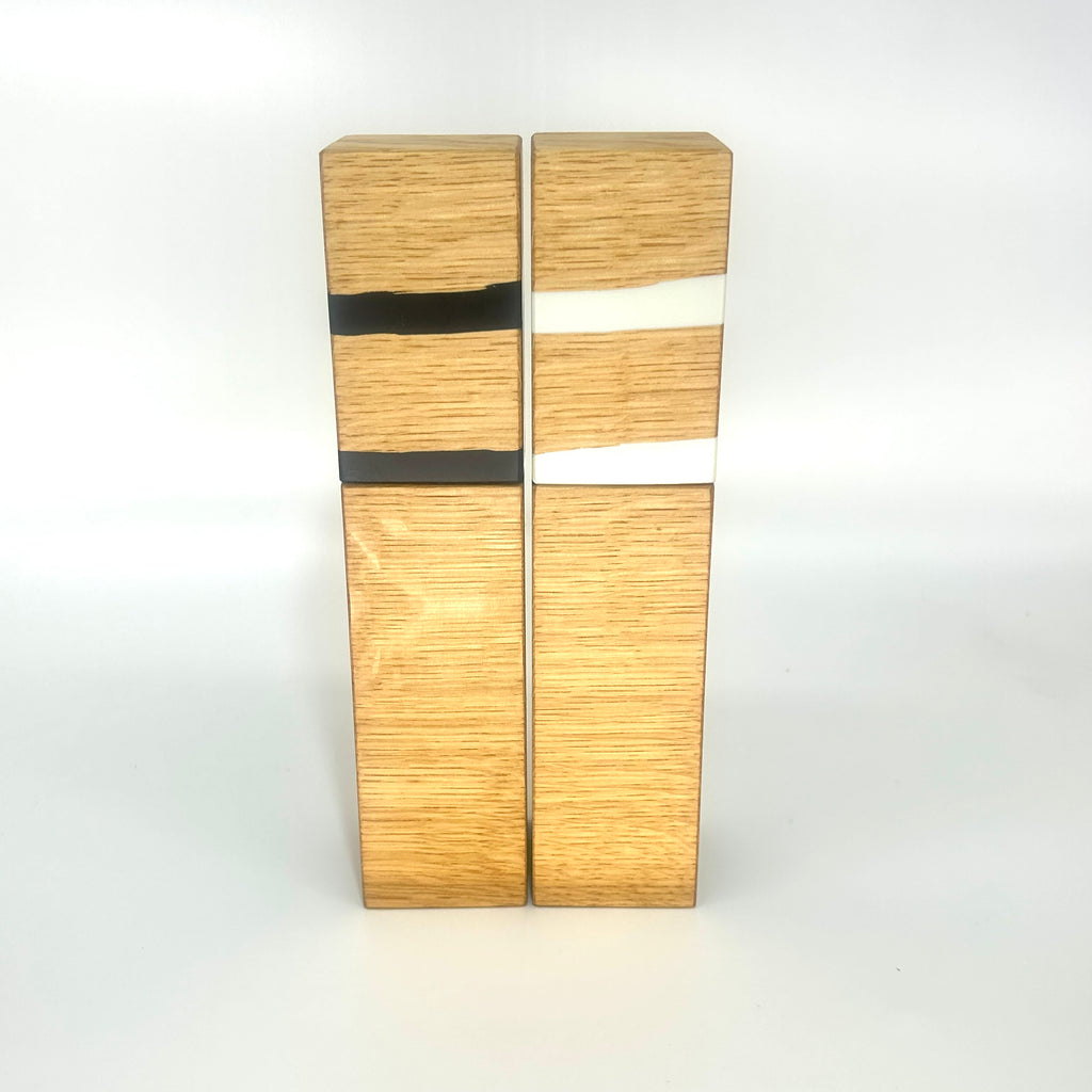 "Zebra" Gerwürzmühlen Duo Eiche/Epoxidharz - daskuechenholz