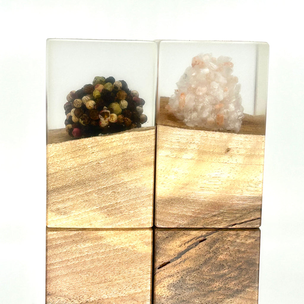 "Salt & Pepper" Gewürzmühlen Duo Walnuss / Epoxidharz - daskuechenholz
