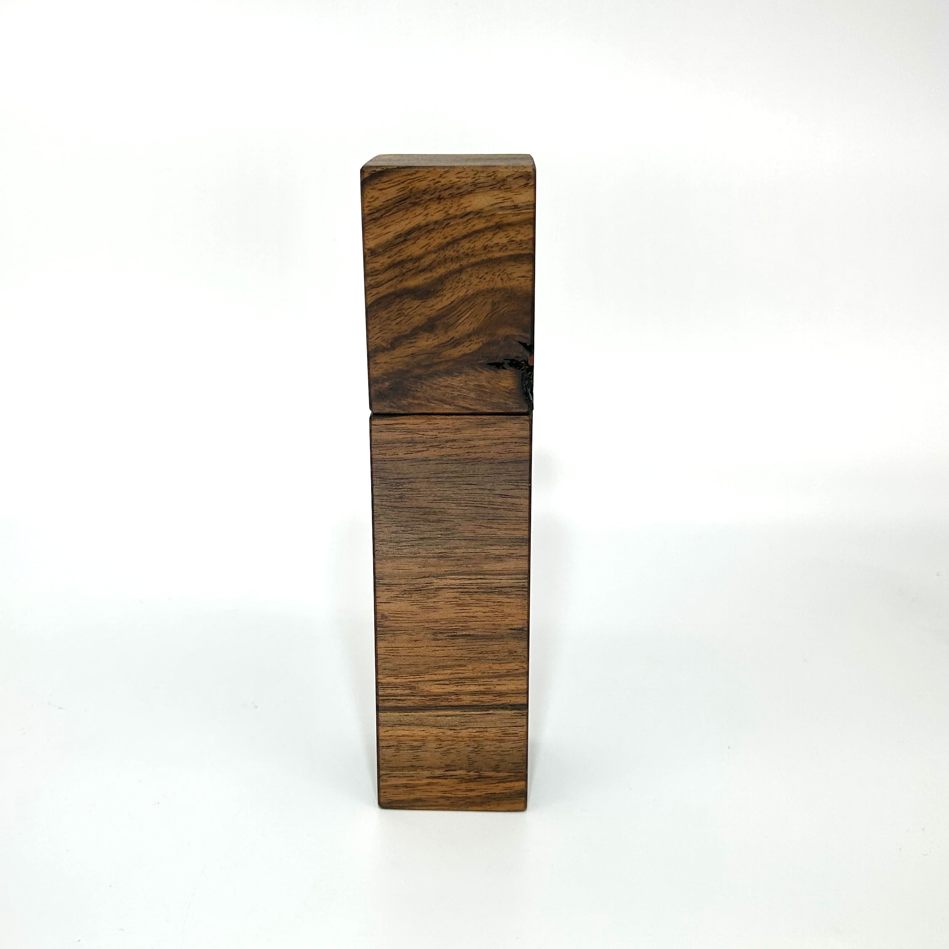 Gewürzmühle Walnuss“Eckig-2“ - daskuechenholz