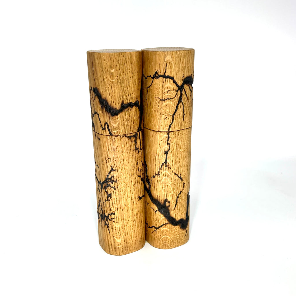 „Lichtenberg-Figuren“Gewürzmühlen Duo Eiche - daskuechenholz