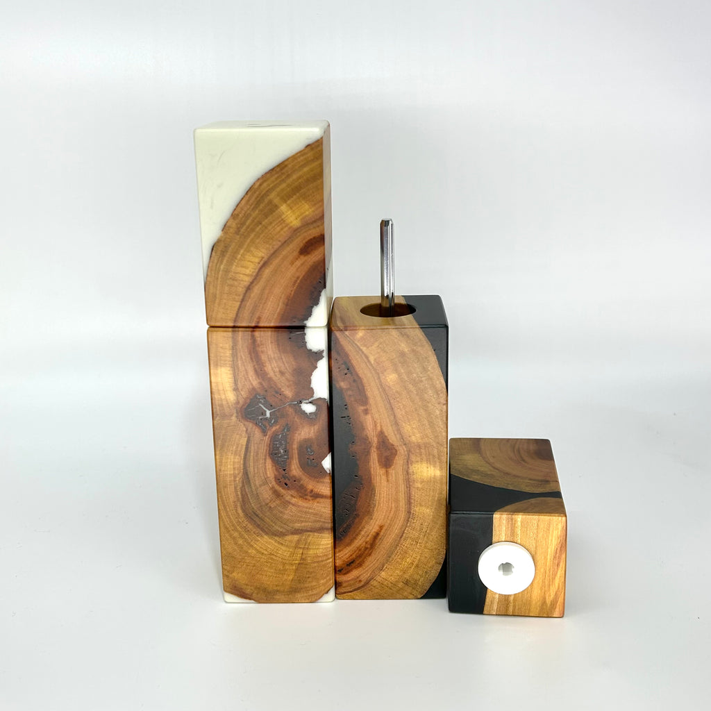 Gewürzmühlen Duo Zwetschgen / Epoxidharz  „Eckig „ - daskuechenholz