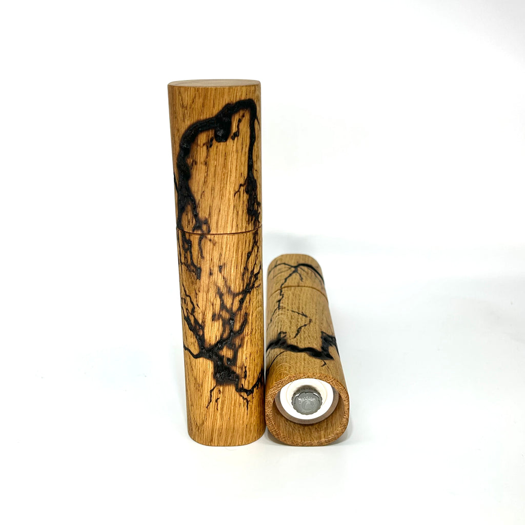 „Lichtenberg-Figuren“Gewürzmühlen Duo Eiche - daskuechenholz